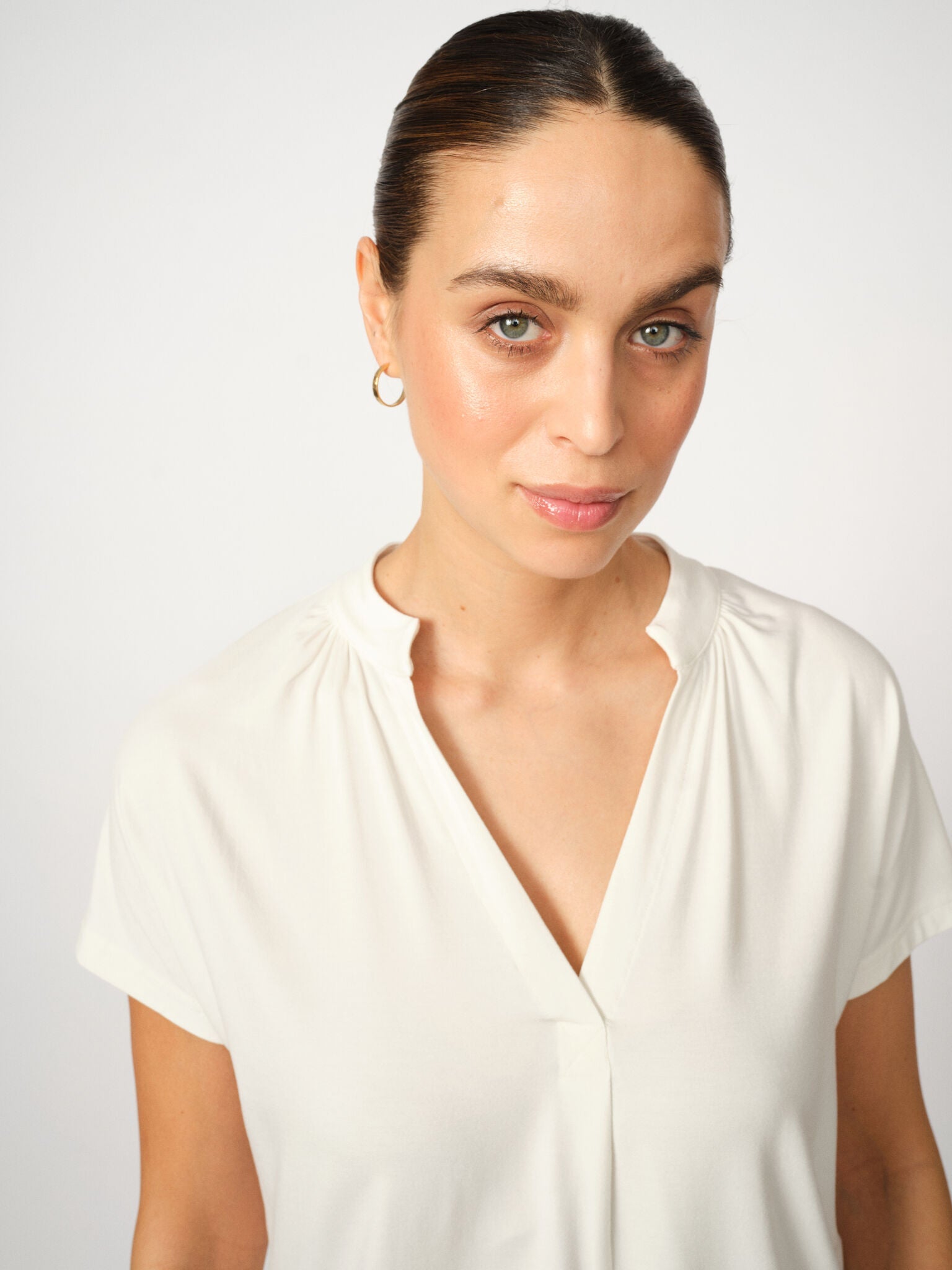 Modelshot / Ecru / Detail